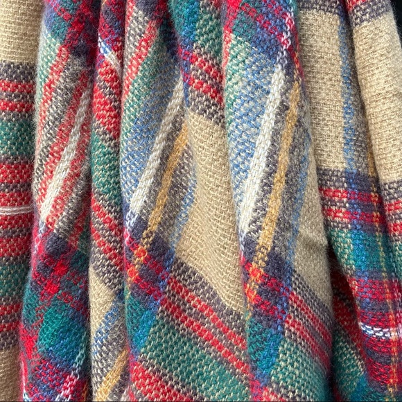 Altar’d State blanket scarf - Picture 3 of 7